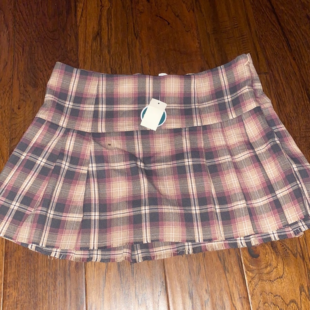 NWT Pleaded Skirt